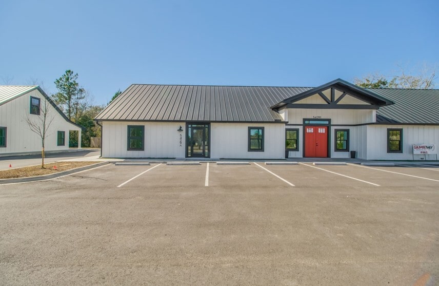 5433 Chumuckla Hwy, Pace, FL à louer - Photo du bâtiment - Image 2 de 5