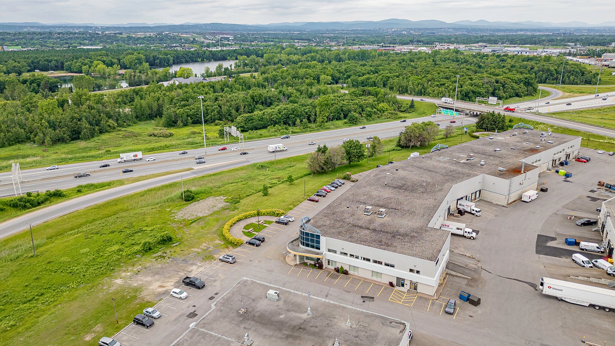 3220 Av Watt, Québec, QC à louer Photo principale- Image 1 de 4