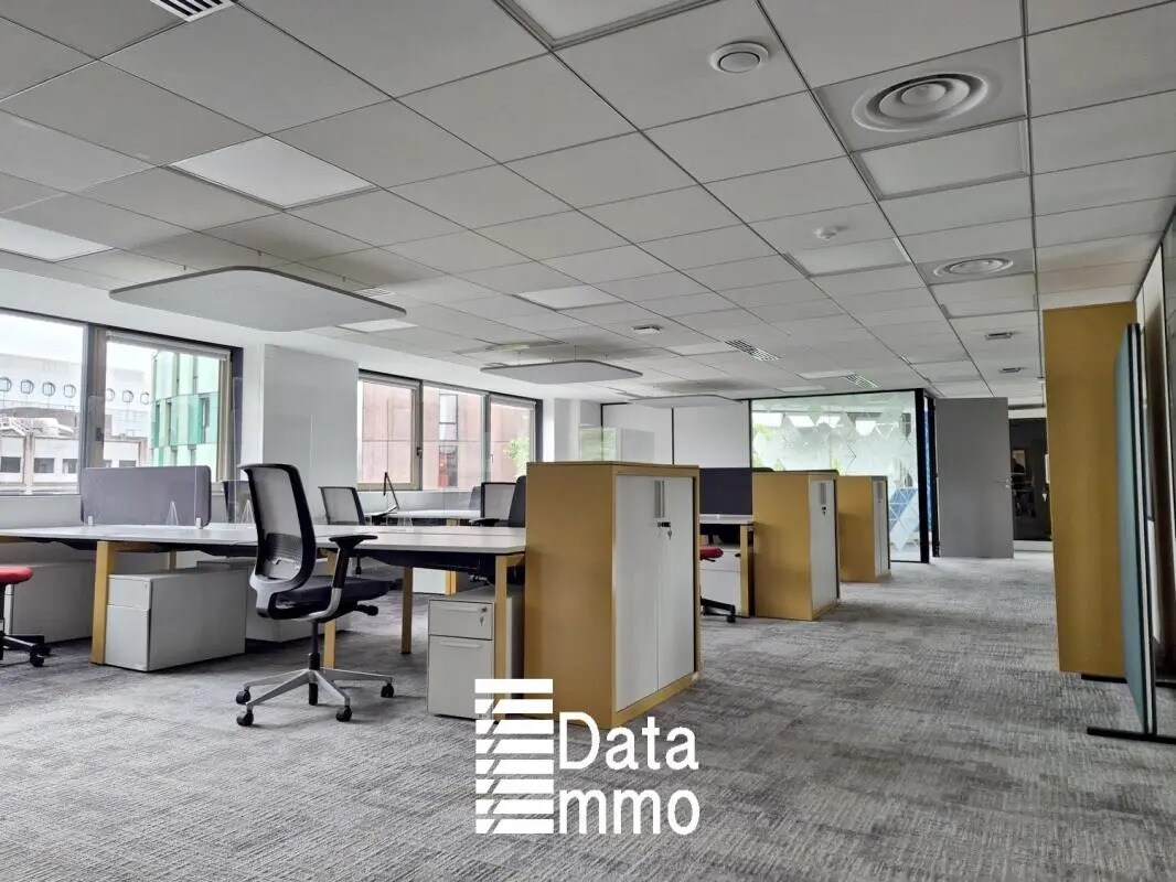 Office in Fontenay-sous-Bois for lease Building Photo- Image 1 of 8