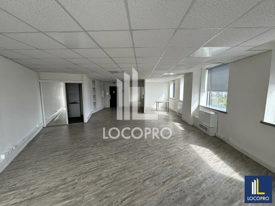 Office in Nice for lease Interior Photo- Image 1 of 9