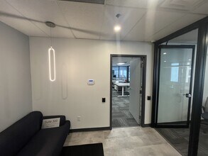 81 Metcalfe St, Ottawa, ON for lease Interior Photo- Image 2 of 7