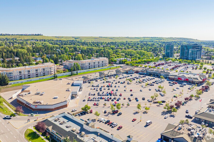 5005 Dalhousie Dr NW, Calgary, AB à louer - Aérien - Image 3 de 4