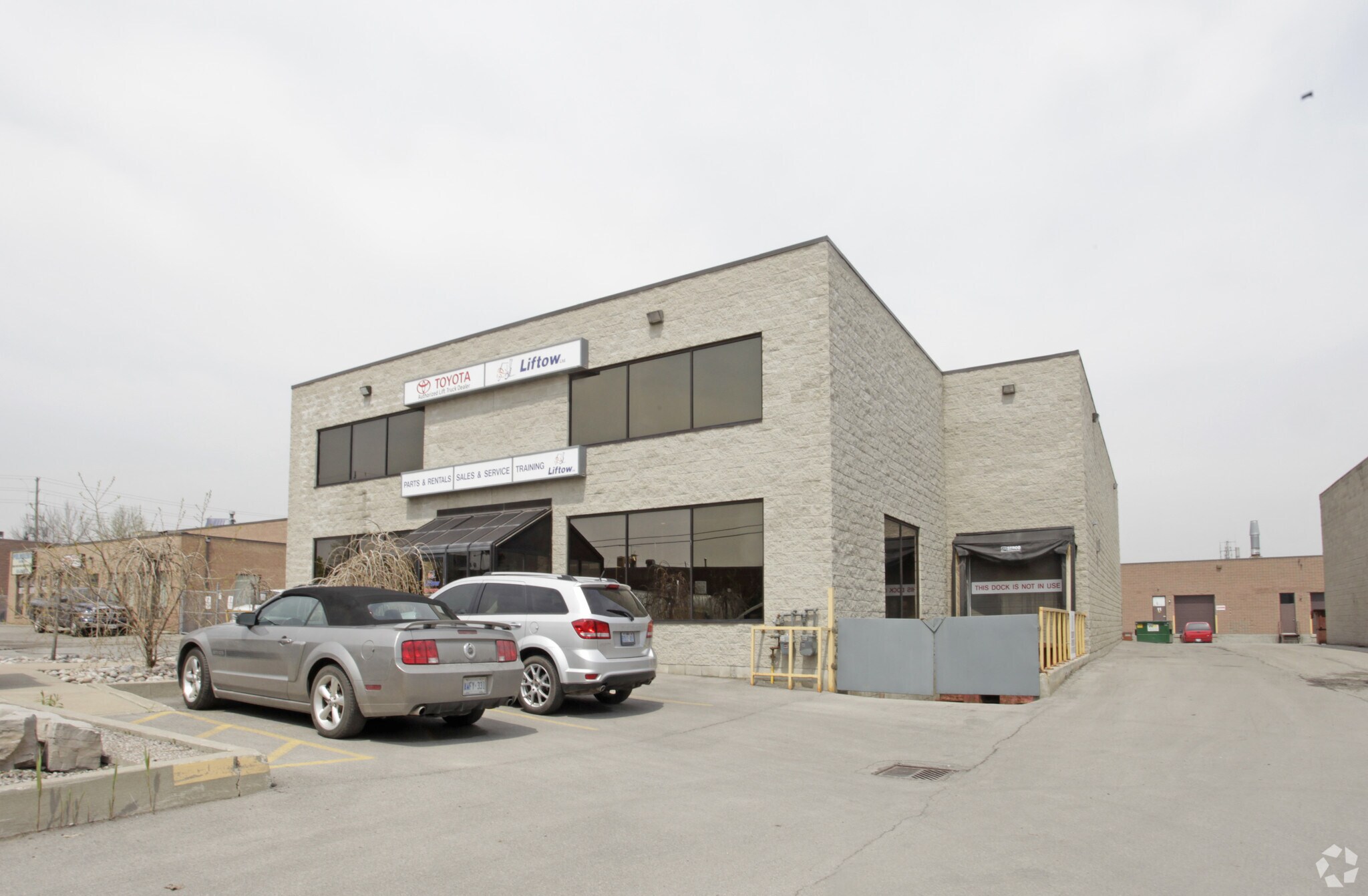 7 Rainham Crt, Brampton, ON à louer Photo principale- Image 1 de 3