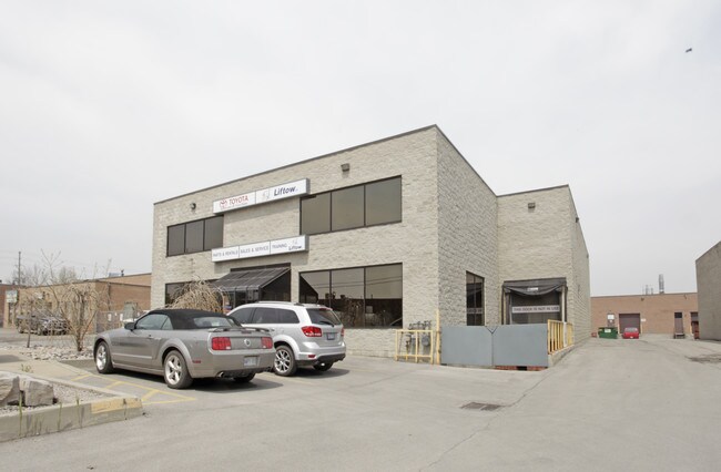 Plus de détails pour 7 Rainham Crt, Brampton, ON - Industriel à louer