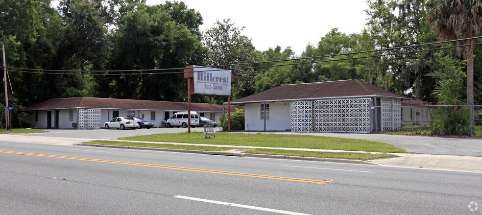 176 SE Higgs Ct, Lake City, FL à vendre - Photo du bâtiment - Image 3 de 4