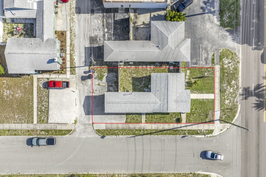 575 49th St S, Saint Petersburg, FL for sale - Building Photo - Image 2 of 14