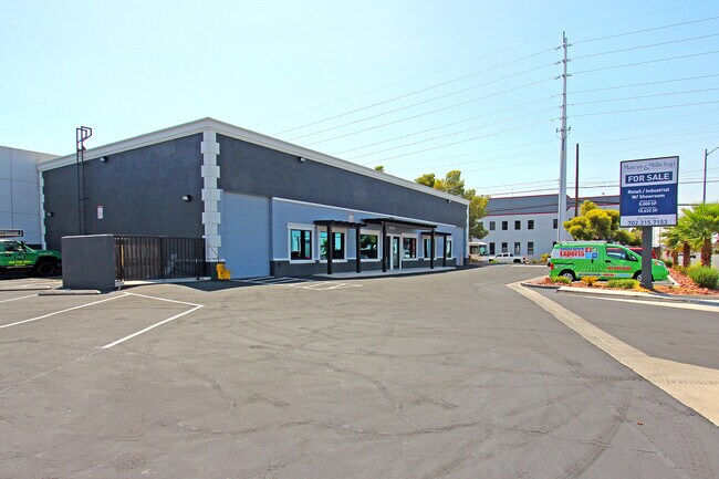 More details for 5880 S Valley View Blvd, Las Vegas, NV - Industrial for Lease