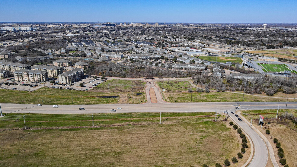 Harvey Mitchell Pkwy, College Station, TX for sale - Primary Photo - Image 1 of 8