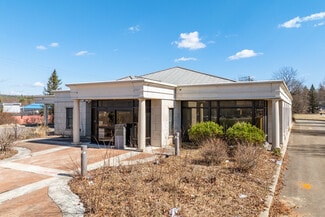 Plus de détails pour 705 Milford Rd, East Stroudsburg, PA - Commerce de détail à vendre