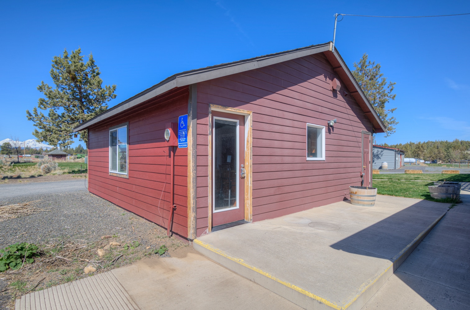 19330 Pinehurst Rd, Bend, OR à vendre Photo principale- Image 1 de 25