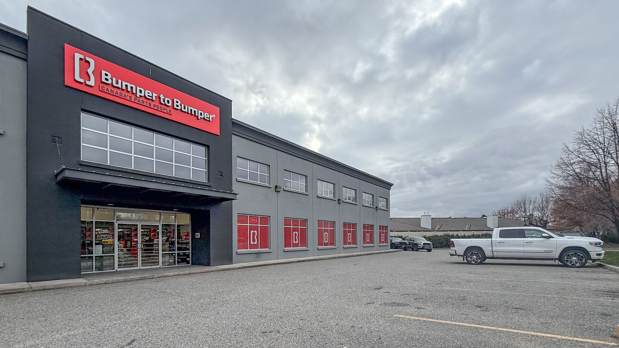 1953-1955 Baron Rd, Kelowna, BC à vendre Photo principale- Image 1 de 6