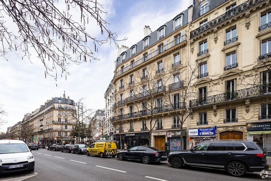 26 Boulevard Voltaire, Paris à vendre - Photo du bâtiment - Image 2 de 12