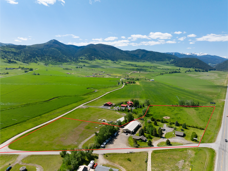 70 Williams Rd E, Gallatin Gateway, MT for sale - Aerial - Image 3 of 60