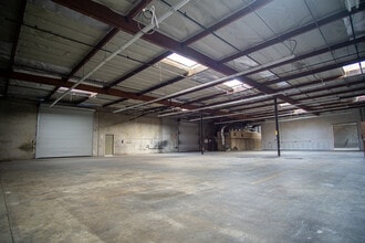 15085 La Palma Dr, Chino, CA à louer Photo intérieure- Image 2 de 4