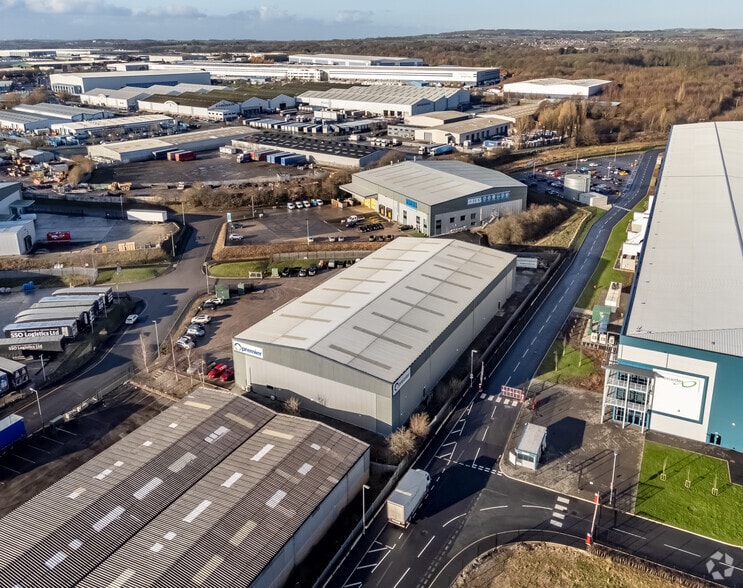 Lockett Rd, Wigan à louer - Photo du bâtiment - Image 3 de 9