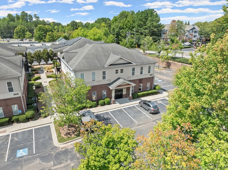 950 Scales Rd, Suwanee, GA for lease - Aerial - Image 3 of 36