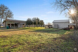 1417 W State Highway 71, La Grange, TX for lease Building Photo- Image 1 of 13