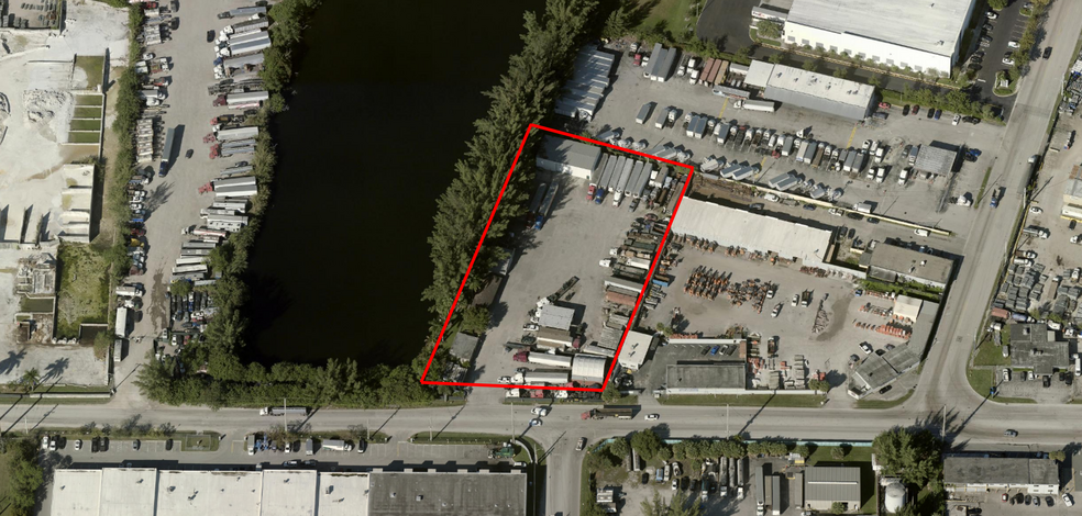 4701 Oakes Rd, Davie, FL for lease - Building Photo - Image 1 of 5