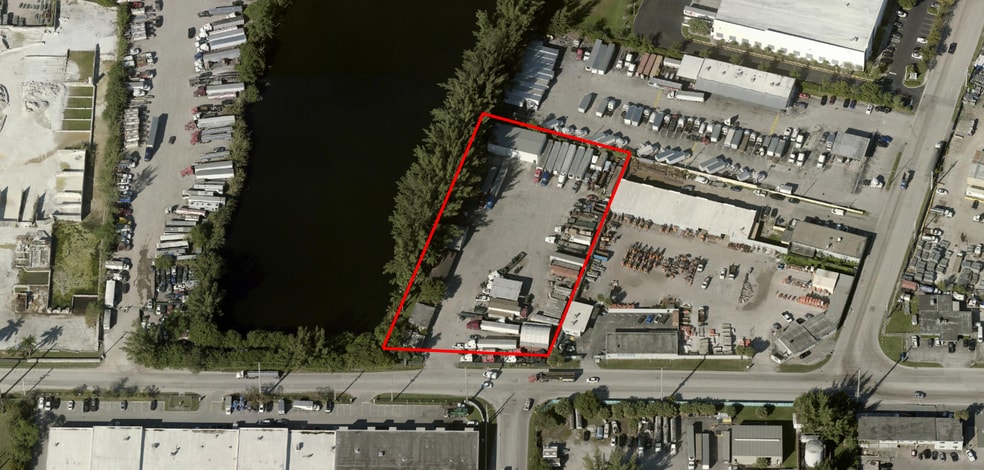 4701 Oakes Rd, Davie, FL for lease - Primary Photo - Image 1 of 6