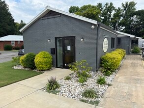 924 N Tennessee St, Cartersville, GA for lease Interior Photo- Image 2 of 12