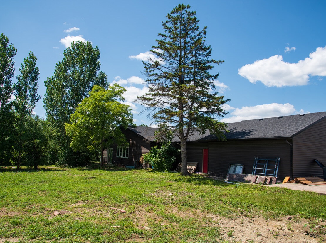2078 Upper Middle Rd E, Oakville, ON for sale Primary Photo- Image 1 of 9