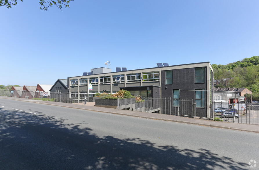 150 Little London Rd, Sheffield for lease - Building Photo - Image 1 of 3