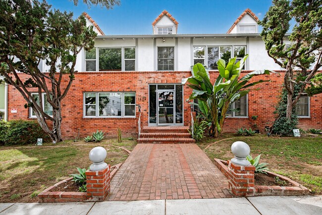 More details for 1429 Havenhurst Dr, West Hollywood, CA - Multifamily for Sale