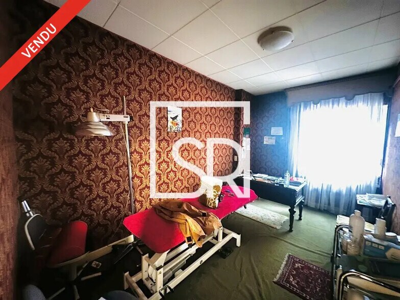 Bureau dans Clermont-Ferrand à vendre - Photo du bâtiment - Image 3 de 10