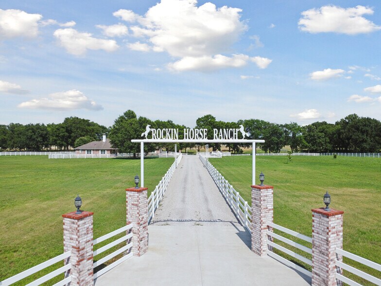 9149 S 305th East Ave, Broken Arrow, OK à vendre - Photo du bâtiment - Image 1 de 29