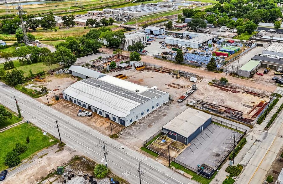 110 N Shaver St, Pasadena, TX for lease - Building Photo - Image 3 of 7