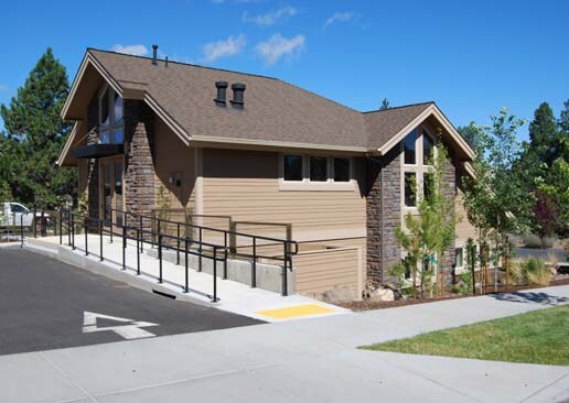 2789 NW Clearwater Dr, Bend, OR for sale - Building Photo - Image 2 of 6