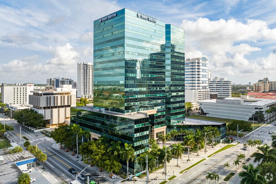 1 E Broward Blvd, Fort Lauderdale, FL à louer - Photo du bâtiment - Image 1 de 32