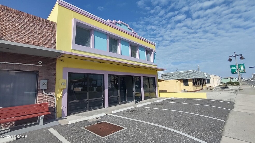 2008 S Atlantic Ave, Daytona Beach Shores, FL for lease - Building Photo - Image 2 of 15