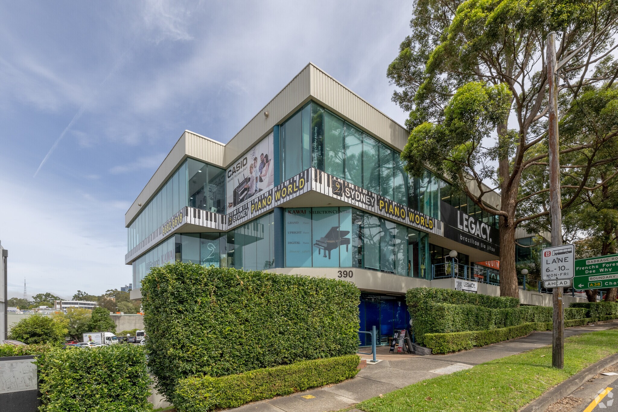 390 Eastern Valley Way, Roseville for lease Primary Photo- Image 1 of 7