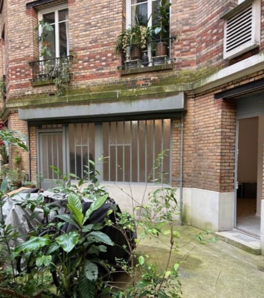 Retail in Paris for lease - Building Photo - Image 3 of 9