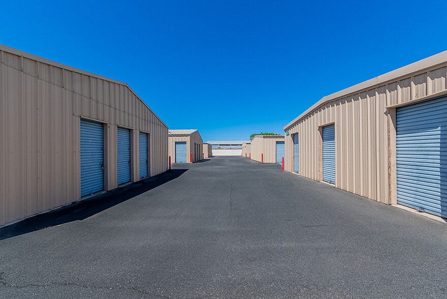 10264 N Frontage Rd, Yuma, AZ for sale - Building Photo - Image 2 of 7