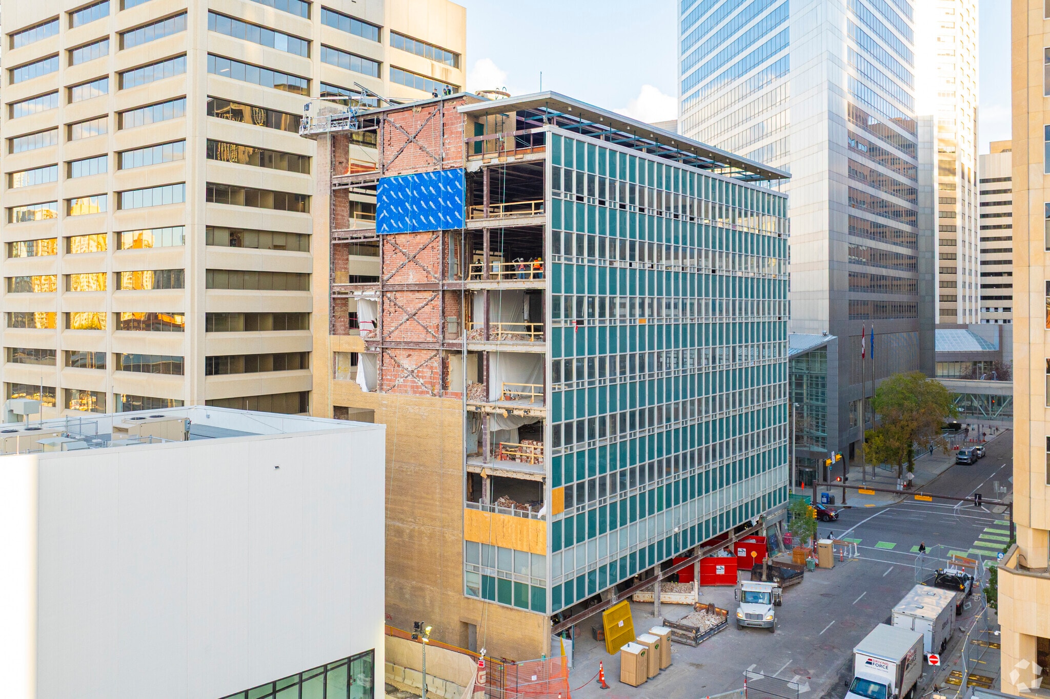 805 8 Av SW, Calgary, AB for lease Primary Photo- Image 1 of 3