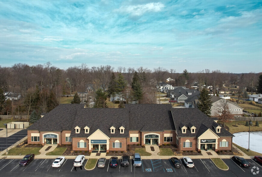 90 Executive Dr, Carmel, IN for lease - Building Photo - Image 2 of 14