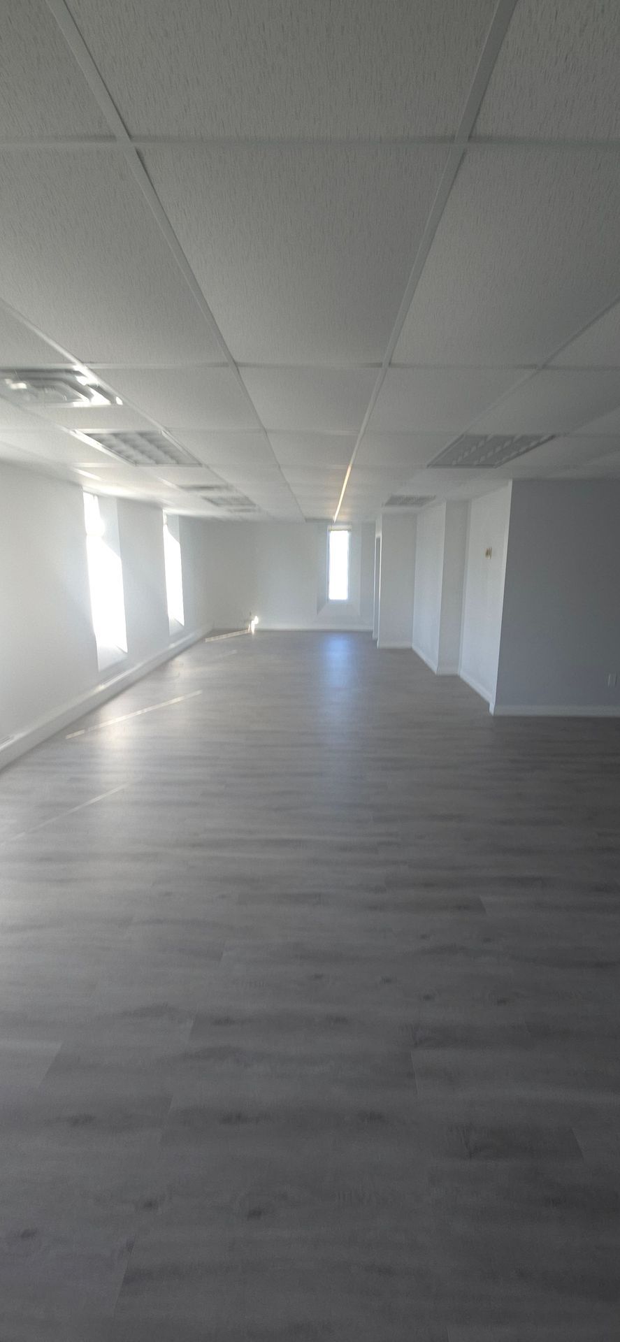 1110 Morse Rd, Columbus, OH for lease Interior Photo- Image 1 of 7