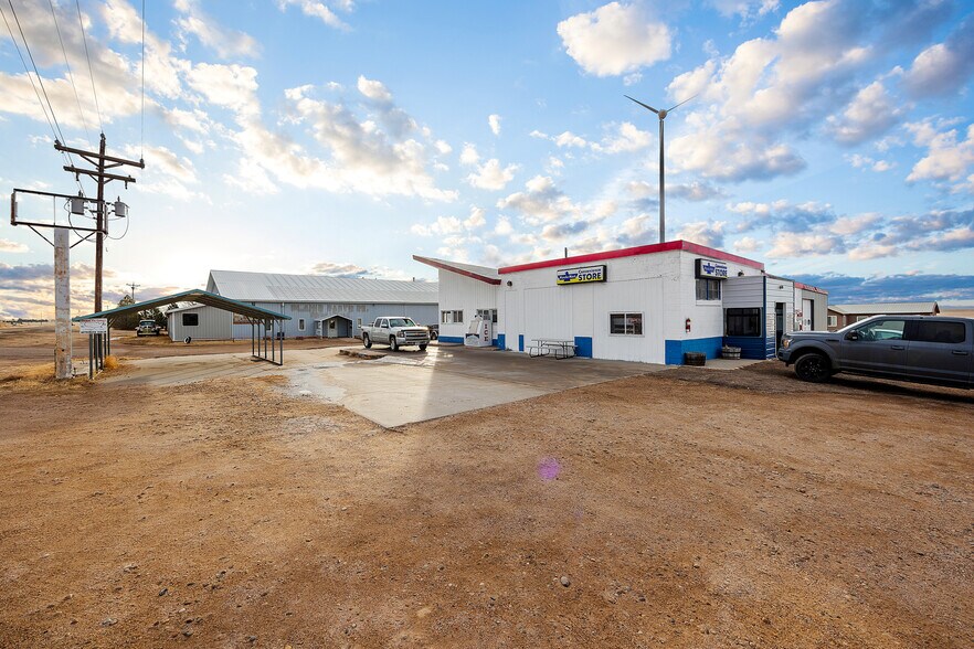 322 CO-96, Sheridan Lake, CO à vendre - Photo du bâtiment - Image 2 de 31