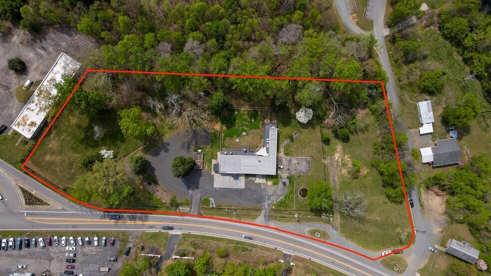 354 W Meadow Rd, Eden, NC à vendre - Photo principale - Image 1 de 21
