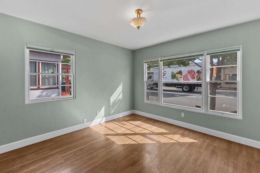 2220 India St, San Diego, CA à louer - Photo du bâtiment - Image 2 de 7