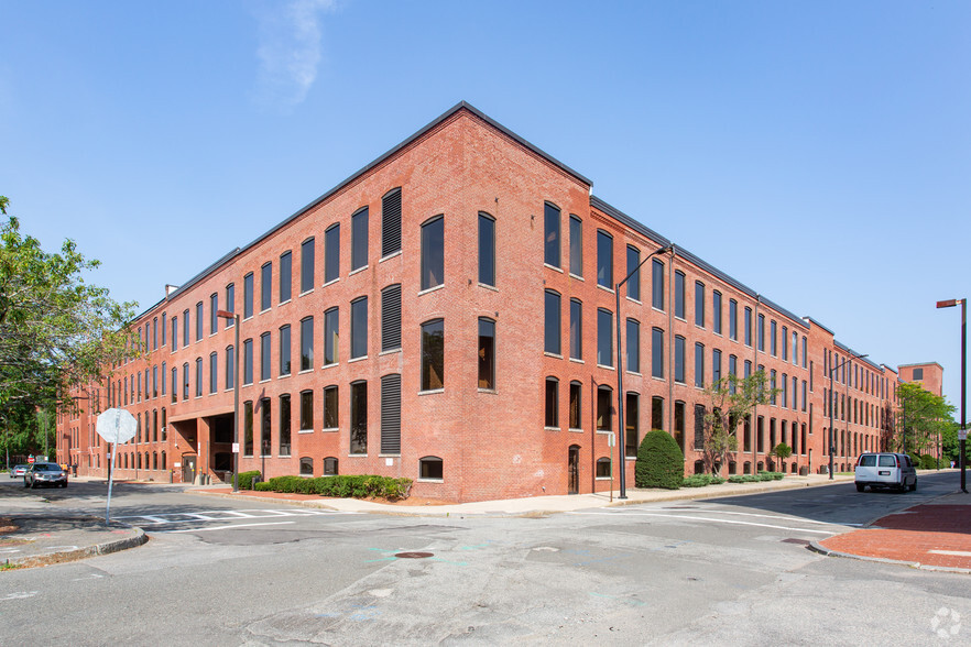 200 Harvard Mill Sq, Wakefield, MA for lease - Building Photo - Image 2 of 3