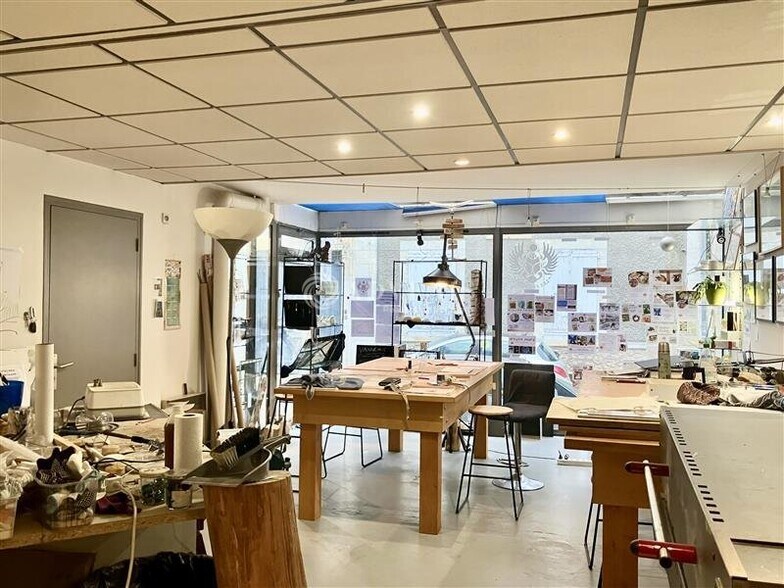 Rue Moyenne, Bourges for sale - Interior Photo - Image 1 of 6