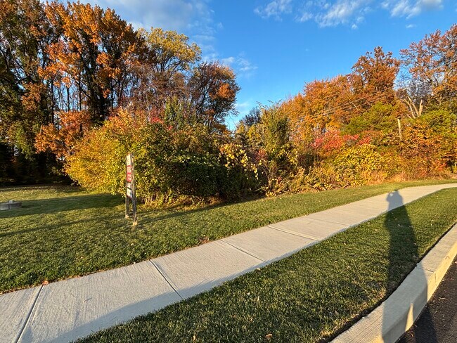 Plus de détails pour 1660 Big Oak road, Langhorne, PA - Bureau/Médical à louer