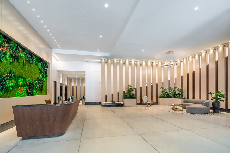 3901 N Fairfax Dr, Arlington, VA for lease - Interior Photo - Image 2 of 21