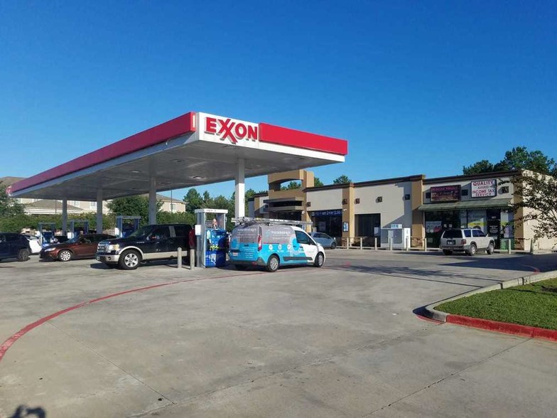 210 Airtex Dr, Houston, TX for lease - Building Photo - Image 1 of 3