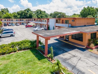 More details for 307 E Vine St, Kissimmee, FL - Hospitality for Sale