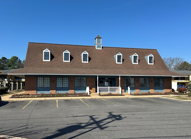100 Waller Mill Rd, Williamsburg, VA à vendre - Photo du bâtiment - Image 1 de 4