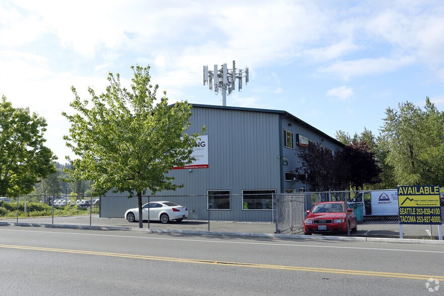 301 Porter Way, Milton, WA à vendre - Photo du bâtiment - Image 3 de 3